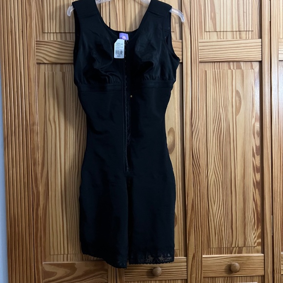 Snatched Body Stage 1 Faja Post-Op Compression Garment - Picture 2 of 2